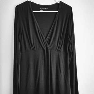 COPY - GAP maternity long sleeve shirt, sz M